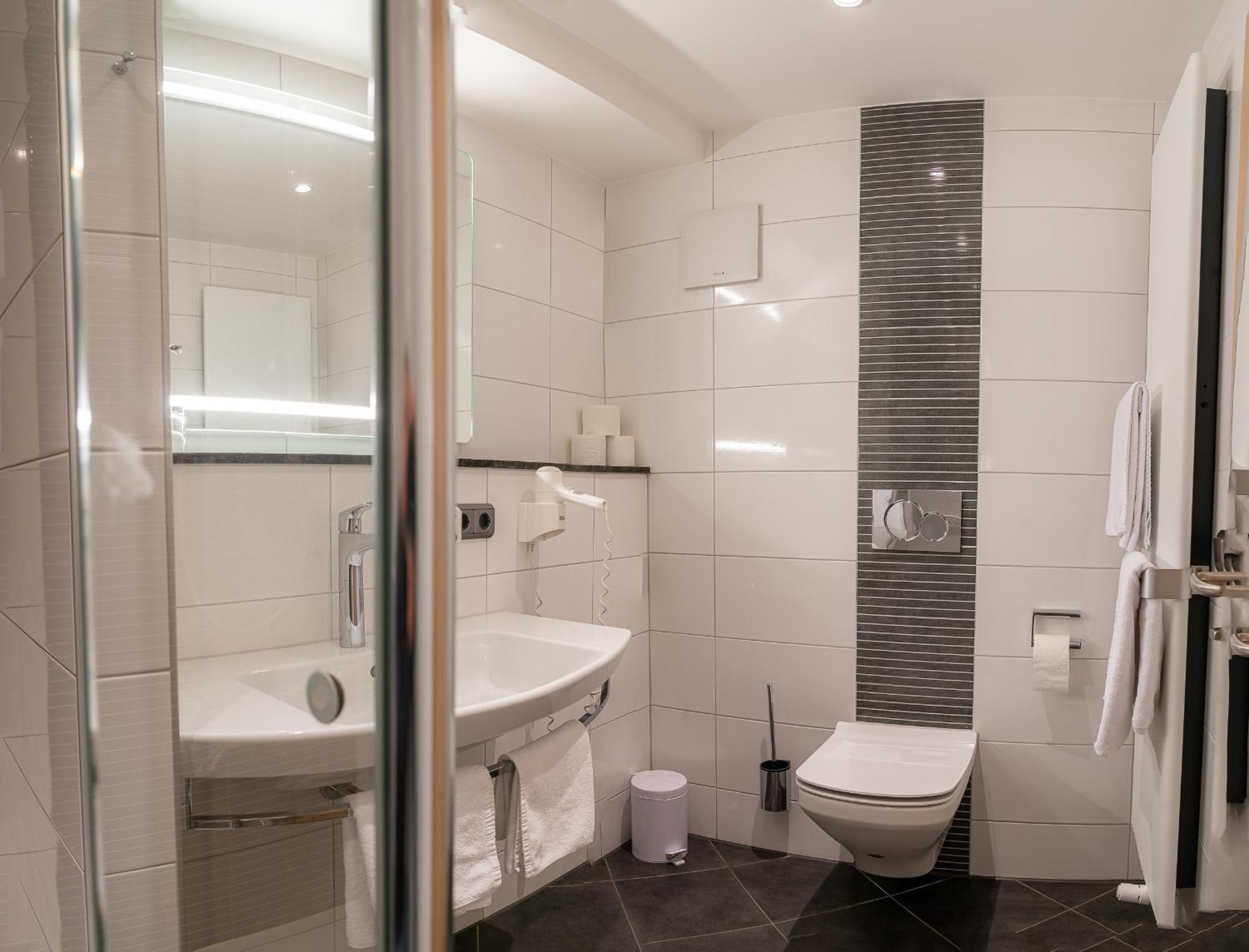 Zum Dallmayr Hotel Garni Berching Exterior photo